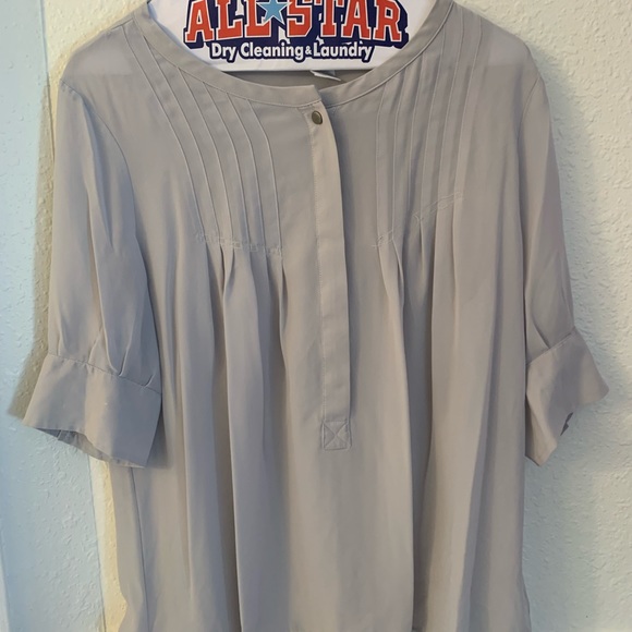 Tops - Gray worthington top